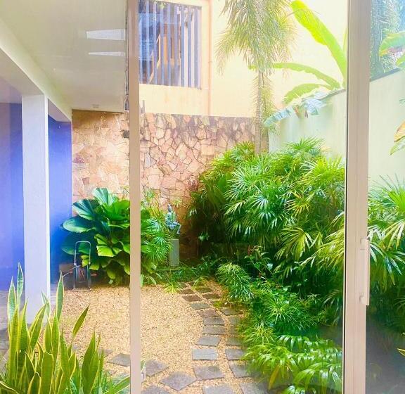 צימר Priyajeewaka Luxury Resort & Nursing Care