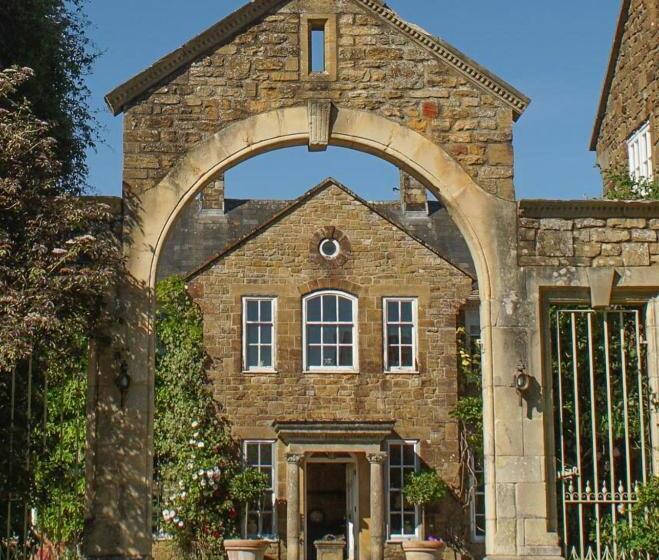 Bed and Breakfast West Compton Manor