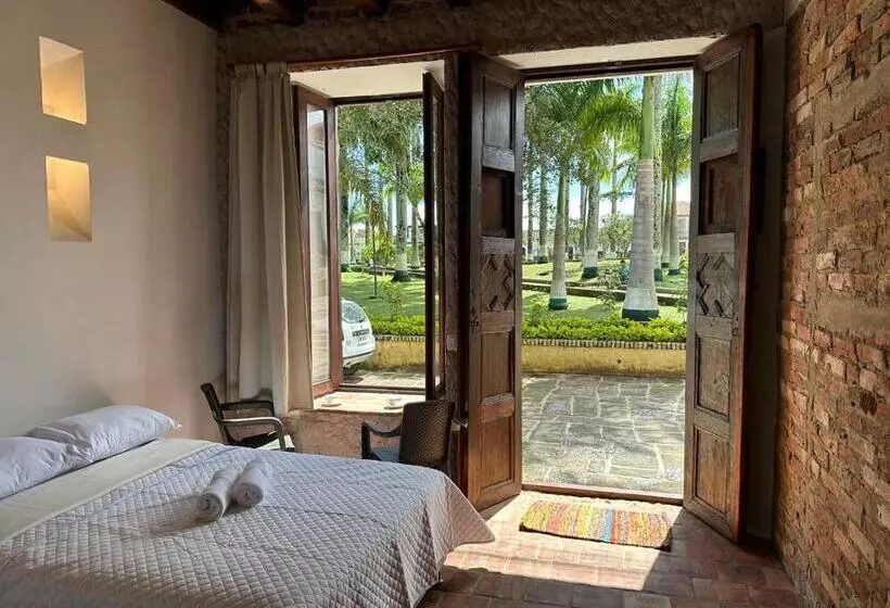 Casa Hotel Serena