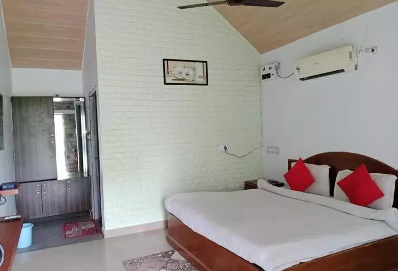 Forest Paradise Resort