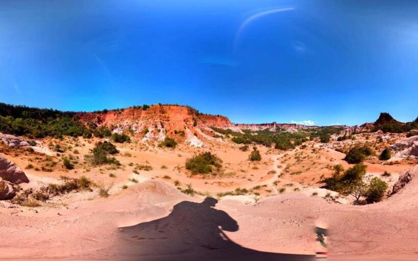 هتل Ampazôny Oasis Lodge