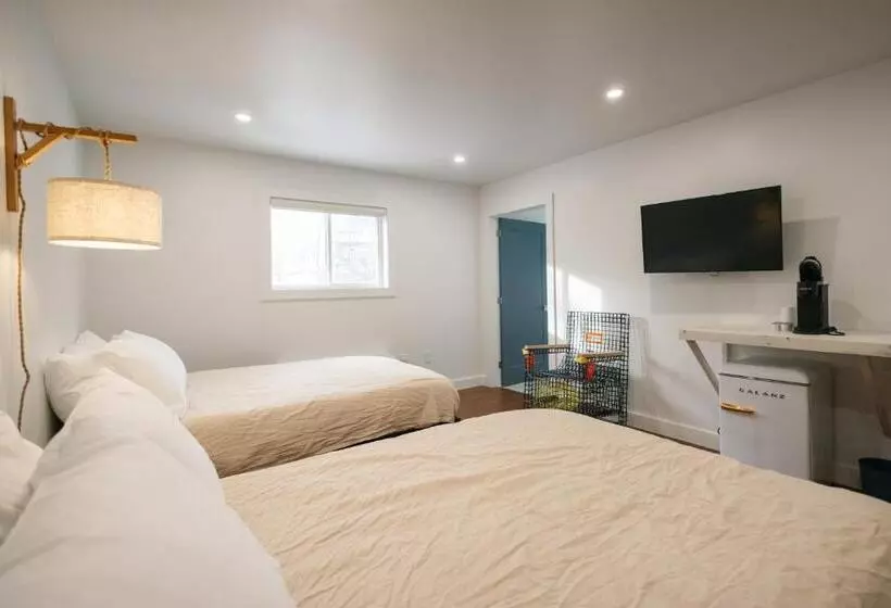 Hotelli Homeport Suites & Residences