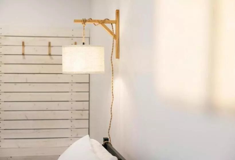 Hotelli Homeport Suites & Residences