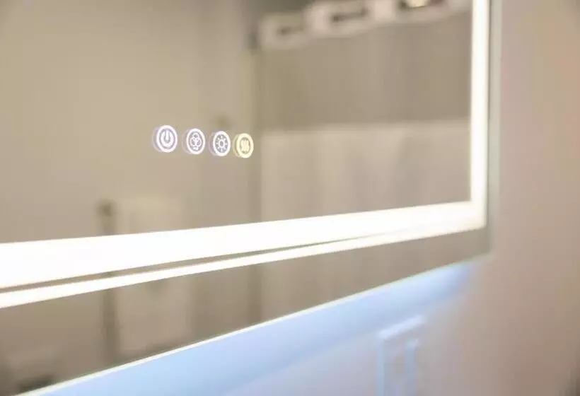 Hotelli Homeport Suites & Residences