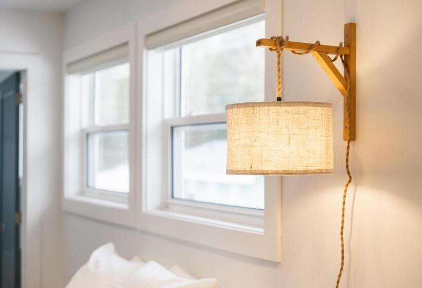 Szálloda Homeport Suites & Residences