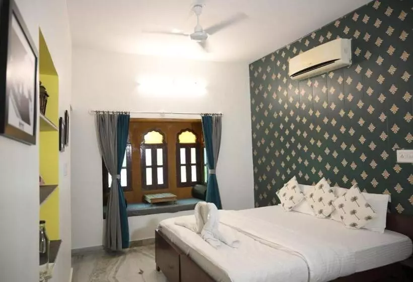 Hôtel Hostel Vostel