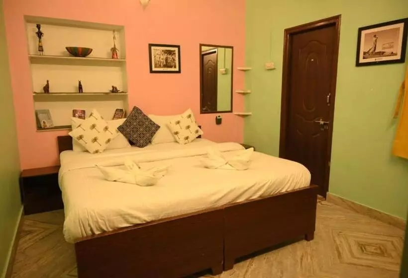Hôtel Hostel Vostel