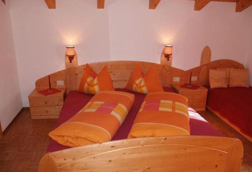 هتل Pilgramhof Kastelruth