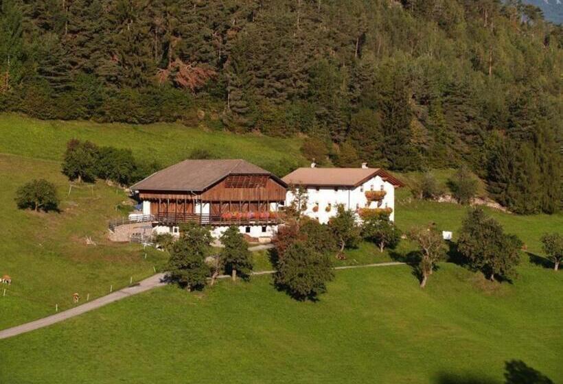 هتل Pilgramhof Kastelruth