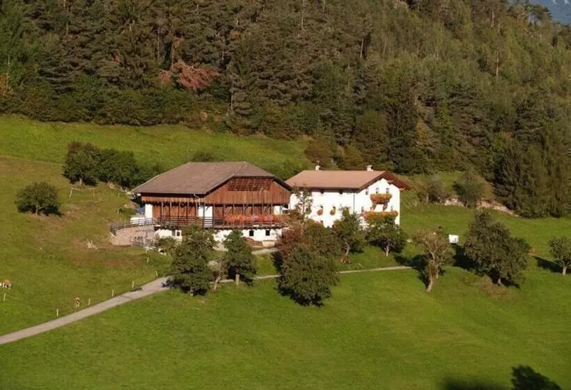 هتل Pilgramhof Kastelruth