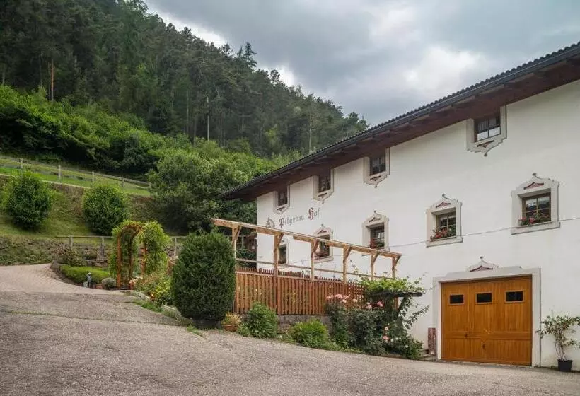 هتل Pilgramhof Kastelruth