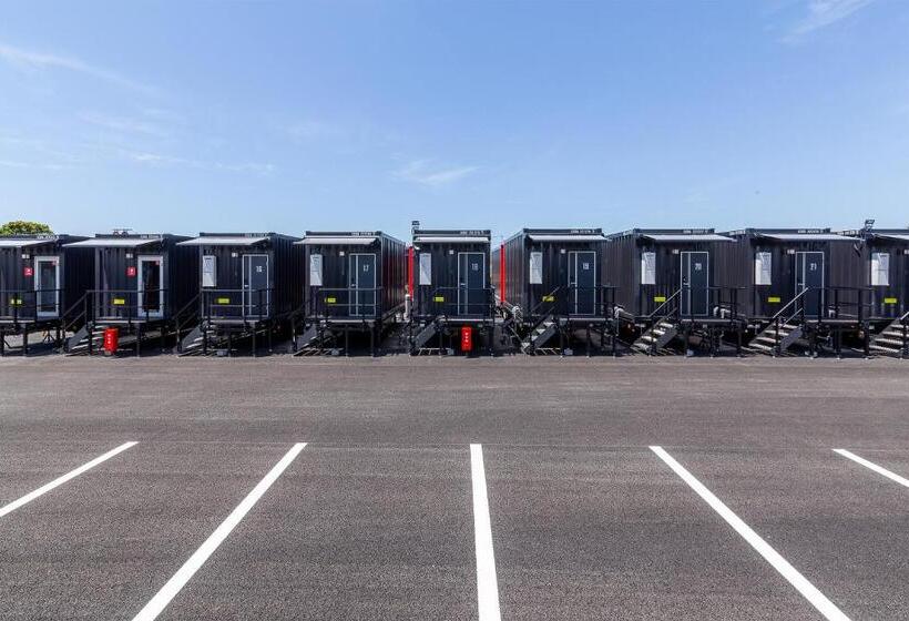 בית מלון כפרי R9 The Yard Omura