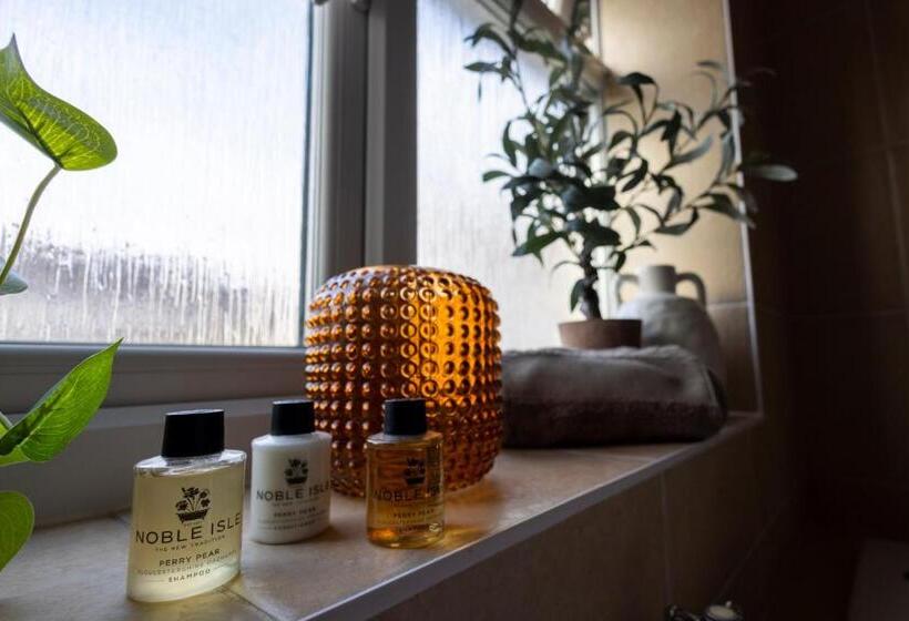 Hotel The Crate & Apple Pub