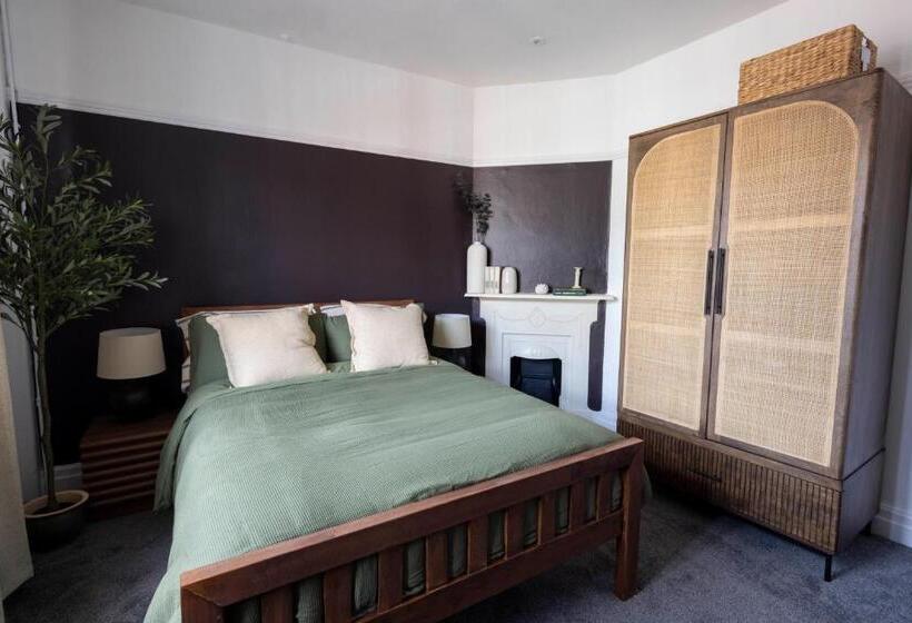 Hotel The Crate & Apple Pub