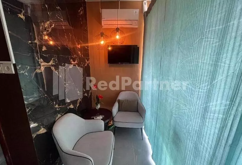 Hotel Villa Layar Selorejo Redpartner