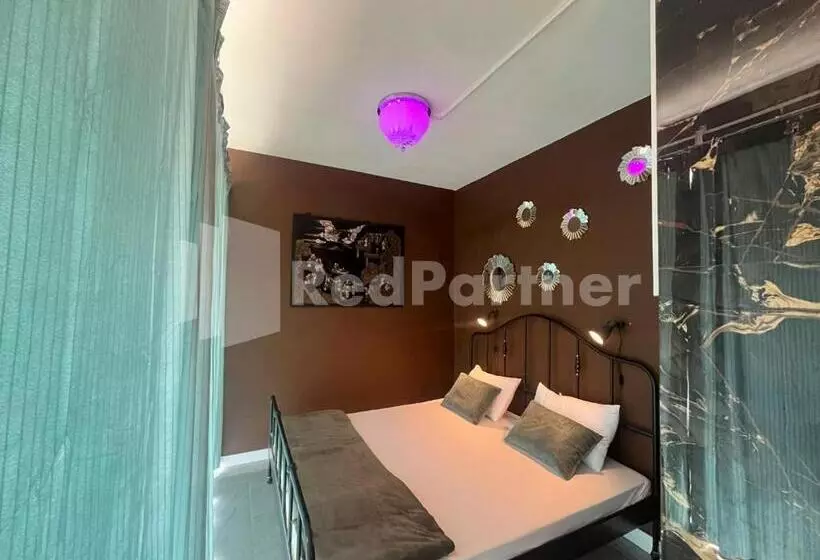 Hotel Villa Layar Selorejo Redpartner