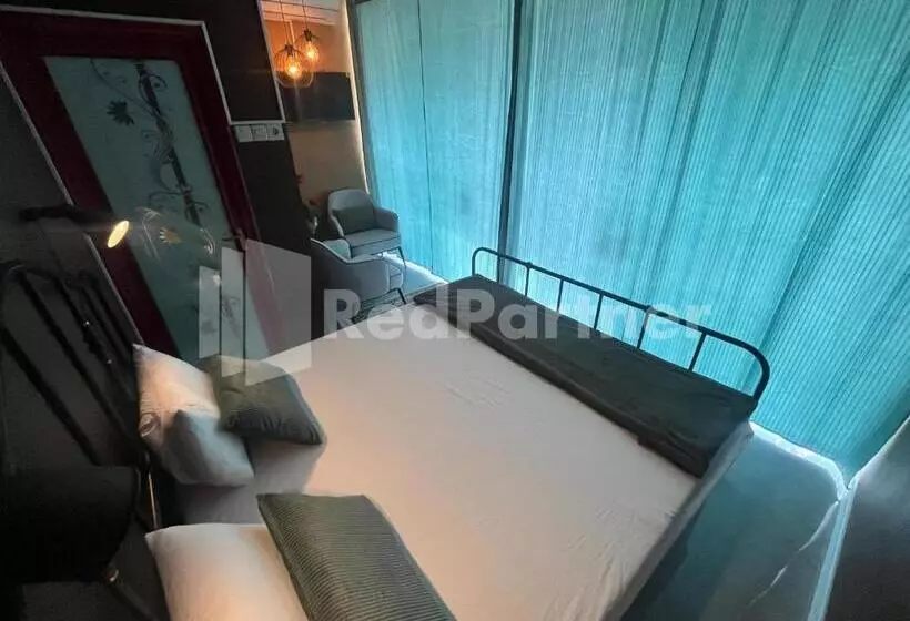 Hotel Villa Layar Selorejo Redpartner