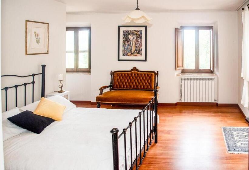 La Mela Rosa Bed & Breakfast