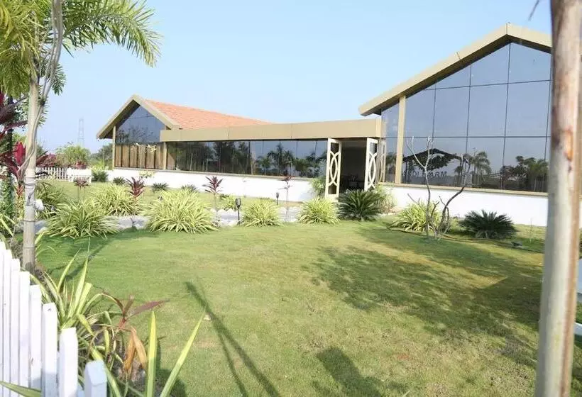 Nandi Farm Resort &