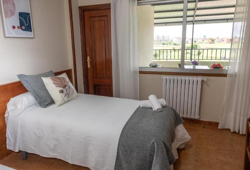 Pensión A Codeseira Melide