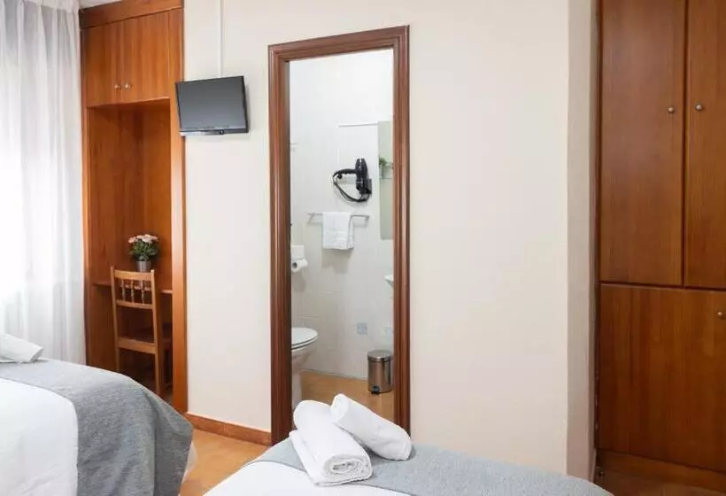 Pensión A Codeseira Melide