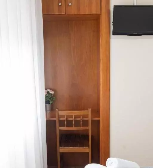 Pensión A Codeseira Melide