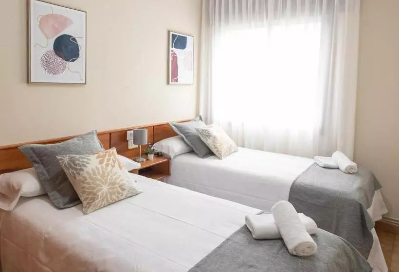 Pensión A Codeseira Melide