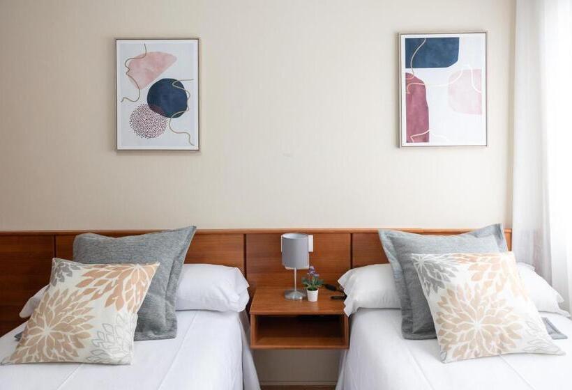 Pensión A Codeseira Melide