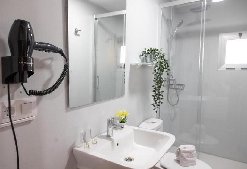 Pensión A Codeseira Melide