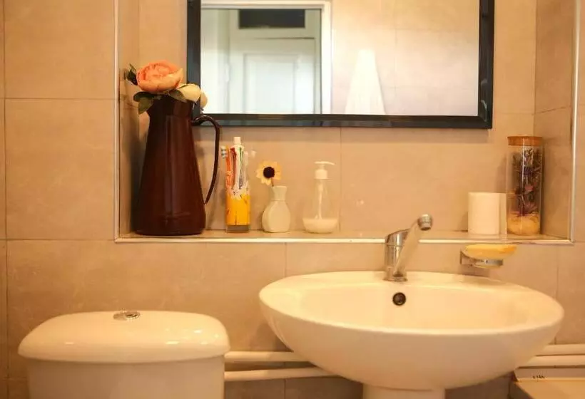 ペンション Collage Guesthouse