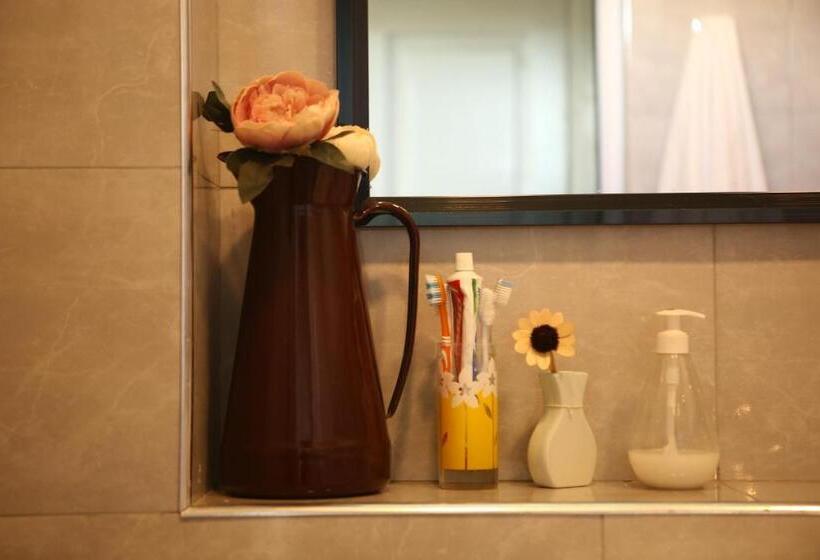 Pension Collage Guesthouse