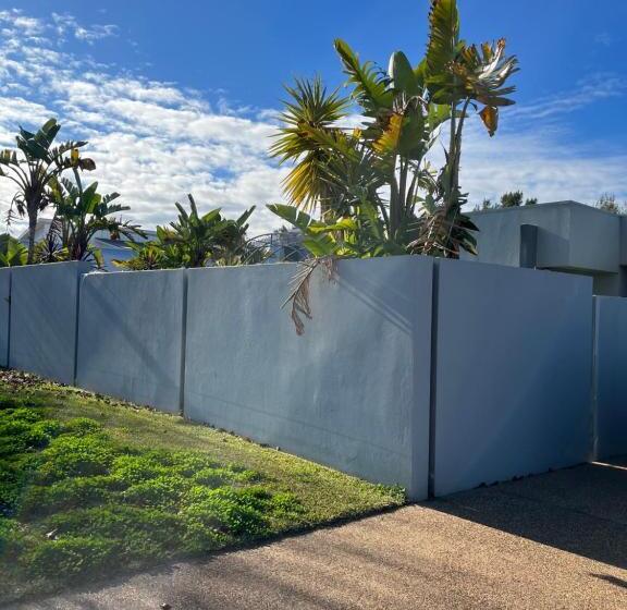 פנסיון Cozy Private Room With Secured Yard Pet Friendly