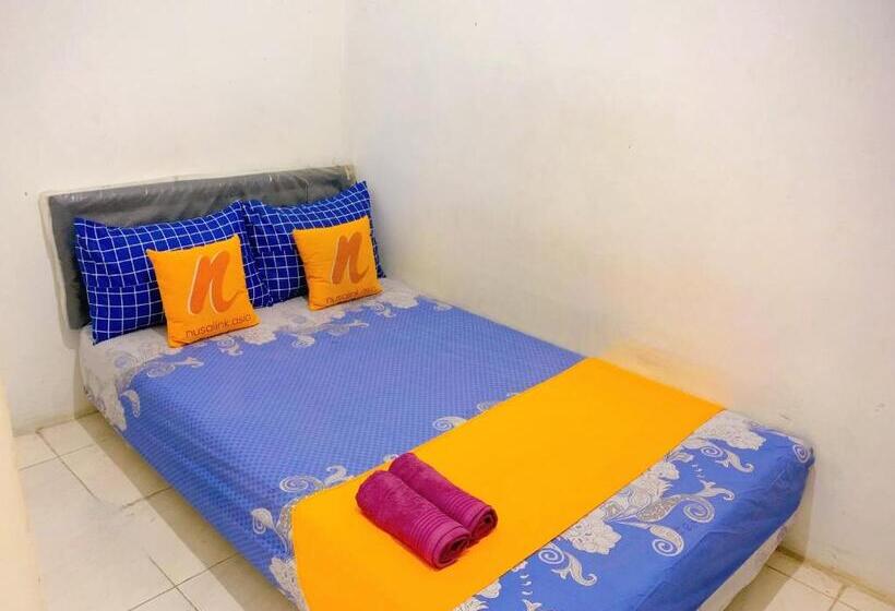 پانسیون Guest House Natasya Priok By Nusalink