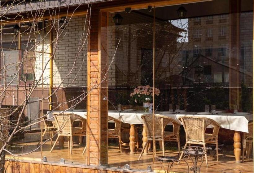 پانسیون Qazaq Qonaq Yi