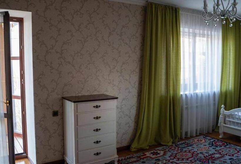 پانسیون Qazaq Qonaq Yi