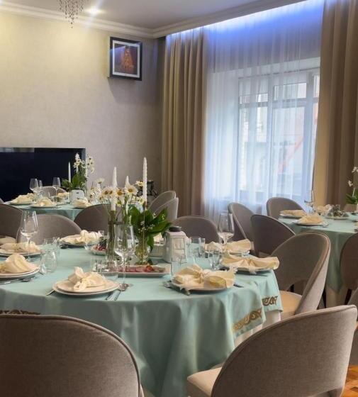 پانسیون Qazaq Qonaq Yi