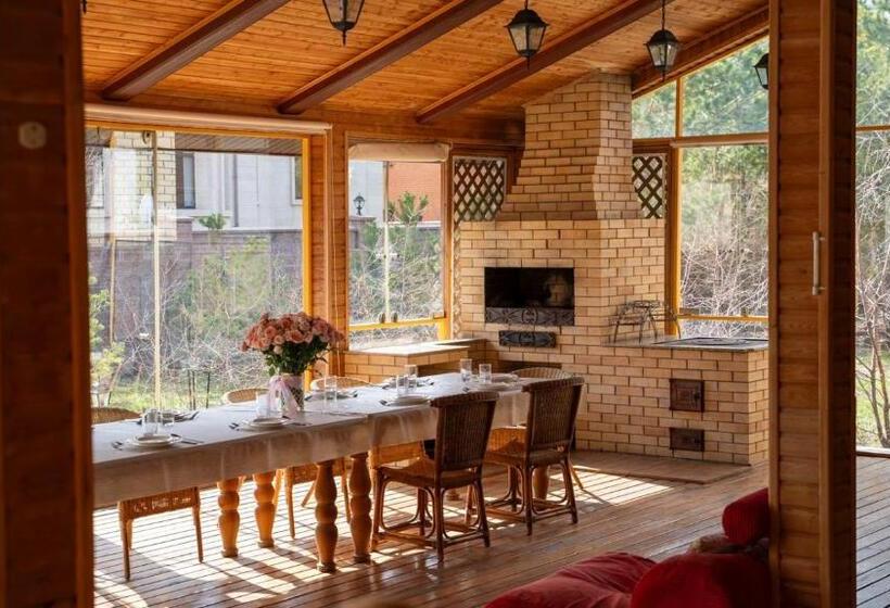 پانسیون Qazaq Qonaq Yi