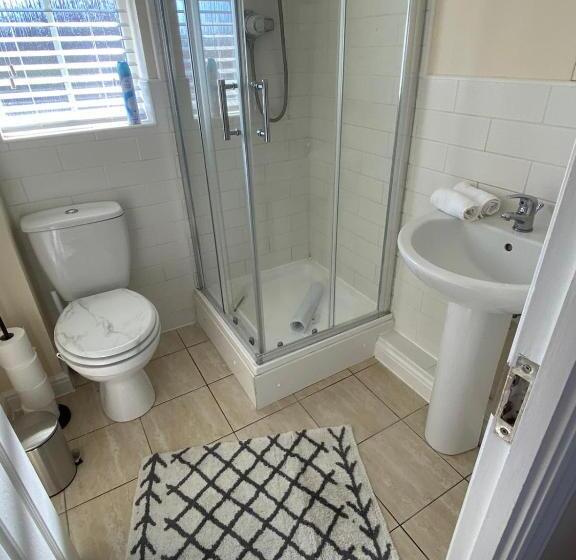 بنسيون Radiant Guest House