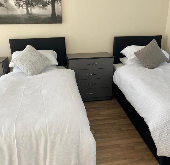 بنسيون Radiant Guest House