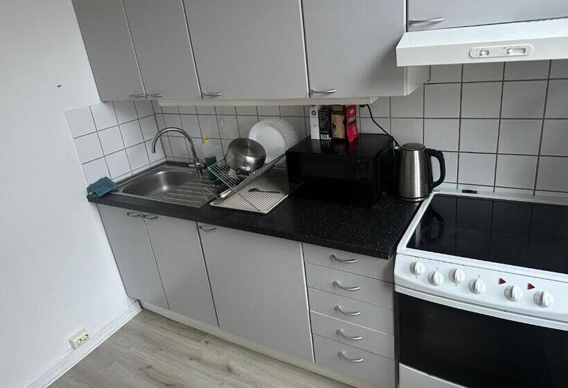 פנסיון The Regent Suites