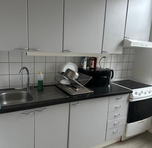 פנסיון The Regent Suites