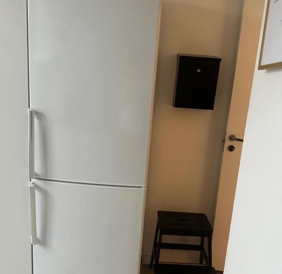 פנסיון The Regent Suites