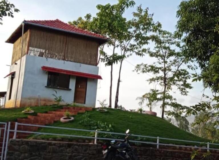 Resort Mountain View Farm & Camping Pali