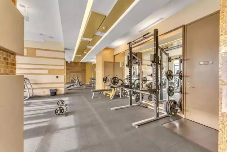 Executive Suite Lakeview Free Parking