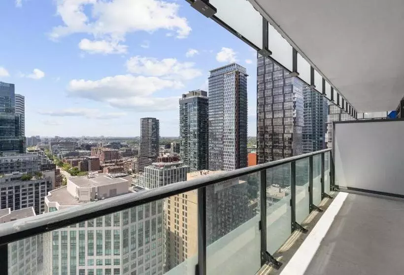 Executive Suite Lakeview Free Parking