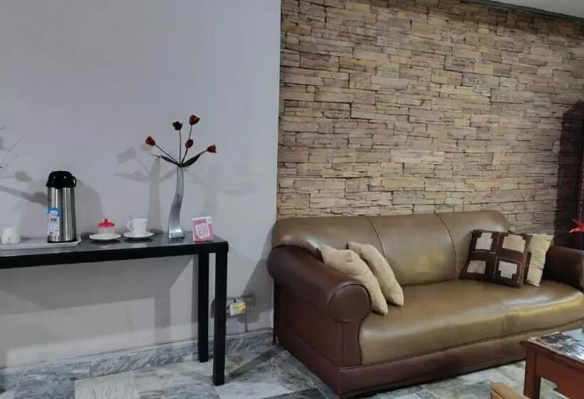 هتل Ariston Cali