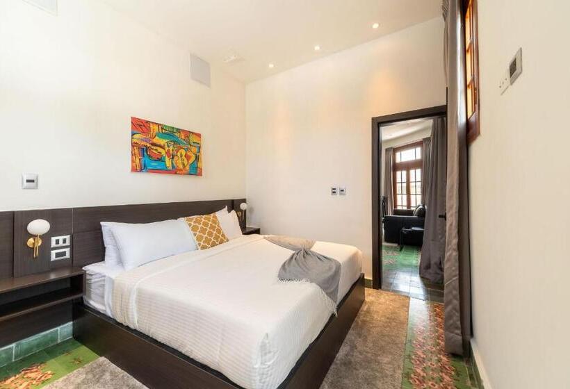 هتل Empyrean Art Deco