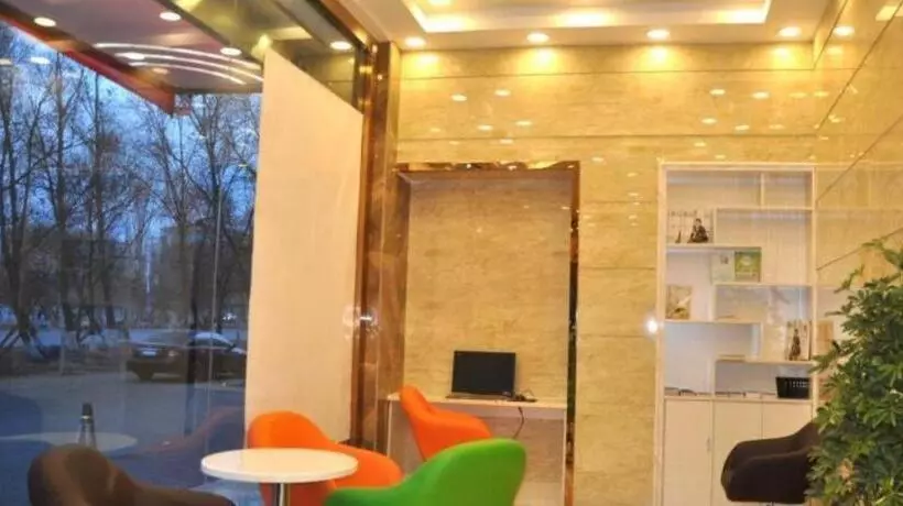 ホテル Greentree Inn Haixi Geermu Southern Suburbs Express