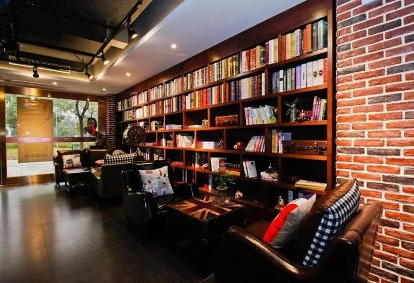 Hotelli James Joyce Coffetel·hefei Binhu Provincial Government Tangxihe Park Metro Station