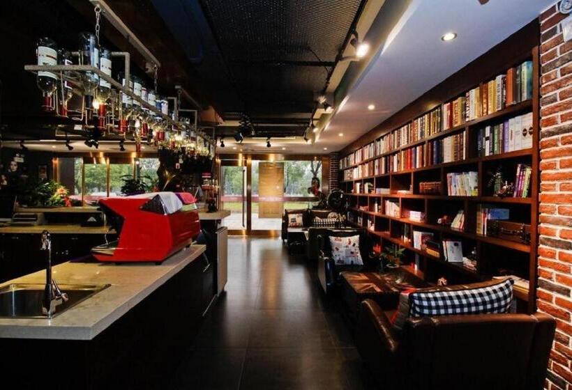 בית מלון כפרי James Joyce Coffetel·hefei Binhu Provincial Government Tangxihe Park Metro Station